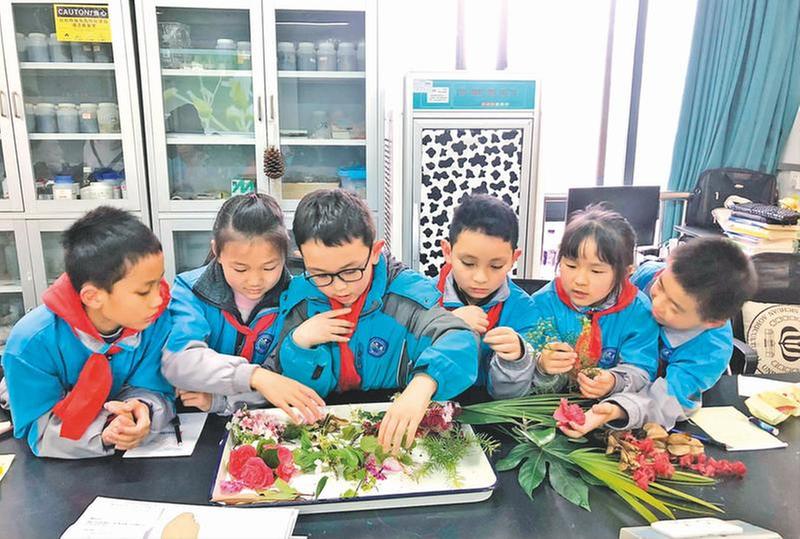 只此“青绿” 留住生命自然之美