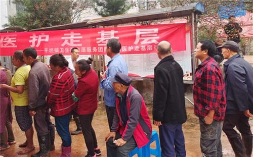 东兴区：提高防“艾”参与率