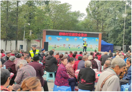 尚义镇结合重阳活动开展老年人交通安全知识宣传
