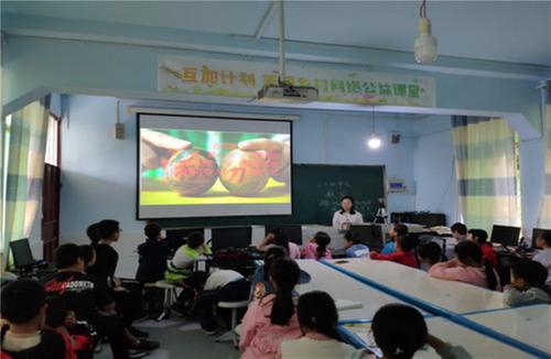 南江县高塔镇金盆小学：劳动实践让孩子们快乐成长