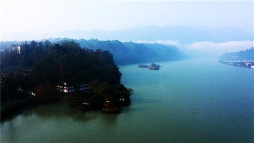 洪雅县：小故事汇聚成乡村振兴“大文章”