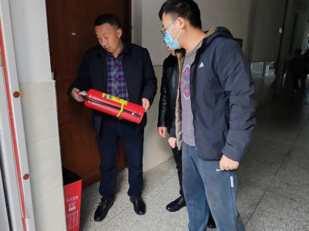 桥亭镇九义校开展校园安全隐患排查