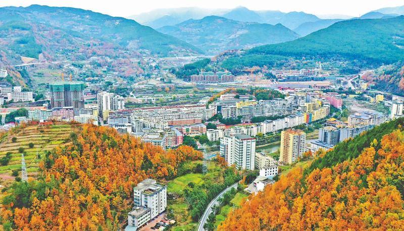 彩林绚烂 生态优美