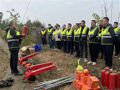 奎阁街道开展冬季森林防灭火实战演练