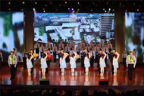 广安市公安机关“身边的榜样”宣讲活动在岳池县举行