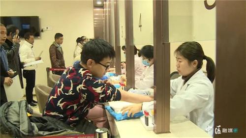 内江市市中区：真情关爱农民工 免费体检暖人心