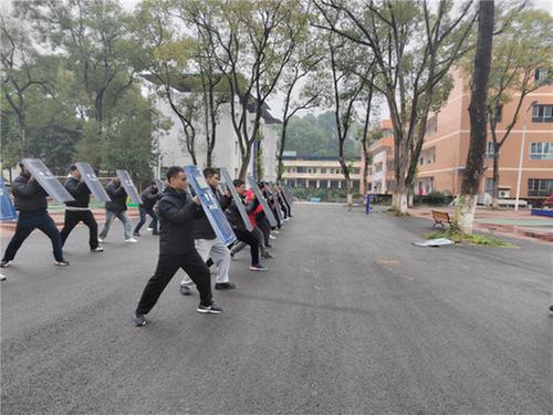 华蓥市公安局开展新招录人员岗前培训