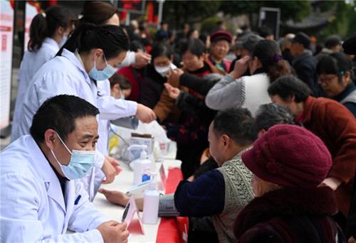 内江市：学雷锋 文明实践在行动