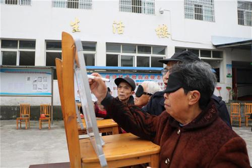 前锋区龙塘街道开展“学雷锋·文明实践我行动”学雷锋志愿服务活动