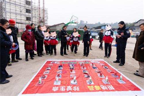 华蓥市公安局开展庆祝“三八”妇女节系列活动