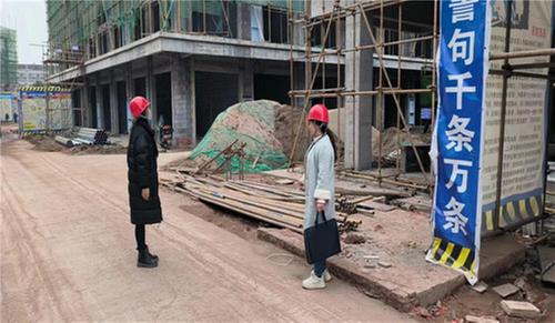  坚守初心绽芳华 巾帼英姿展风采