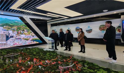 巴中市科协赴南江调研指导省级专家工作站建设