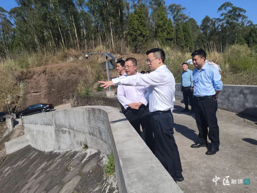 内江市市中区领导督导森林防灭火工作