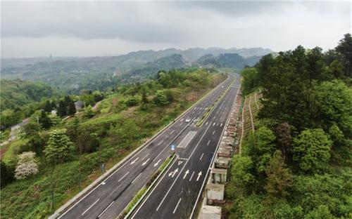 成渝地区双城经济圈再添交通“大动脉”