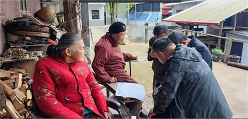 南江县扎实开展特殊困难老人家庭适老化改造评估工作