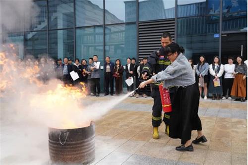 夹江县“市民大讲堂”开讲！总有一款为你而来