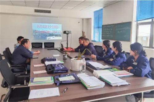 天全县科协进企业宣讲省科协第十次代表大会精神