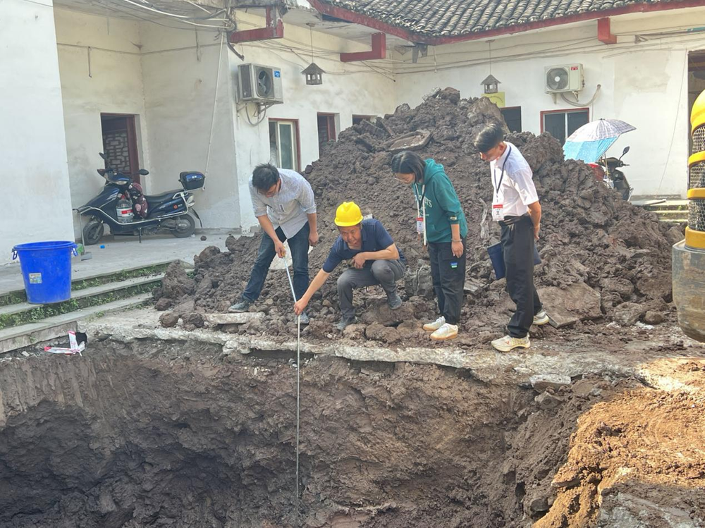 护安镇：纪委跟进监督  严抓工程保质量