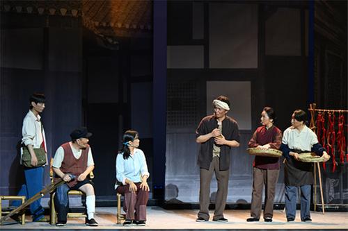 广安春天艺术剧院精彩亮相《春暖人间》舞台