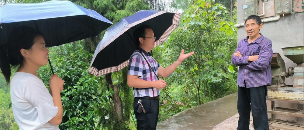 南江县傅家小学开展“家访进万家”活动