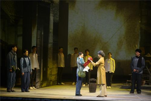 广安原创话剧《春暖人间》在京首演好评如潮