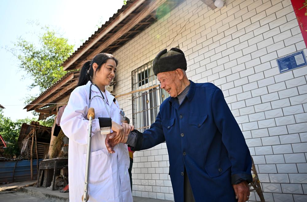 仁心与银针“齐舞”