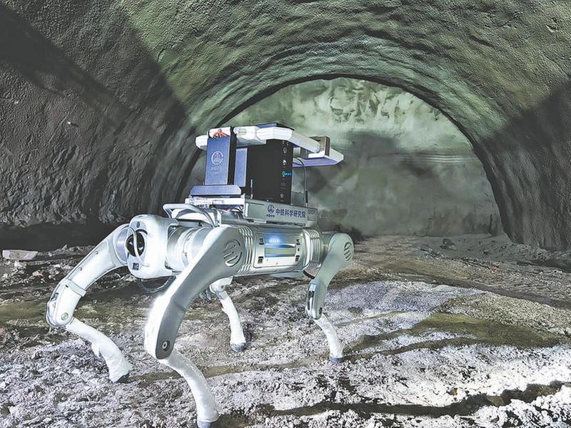 国内首个一体化隧道智能设备“探宝”上线